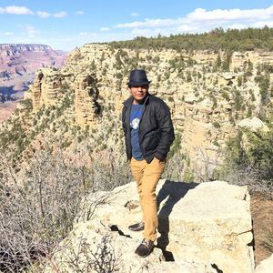 Meet your Posher, Santosh